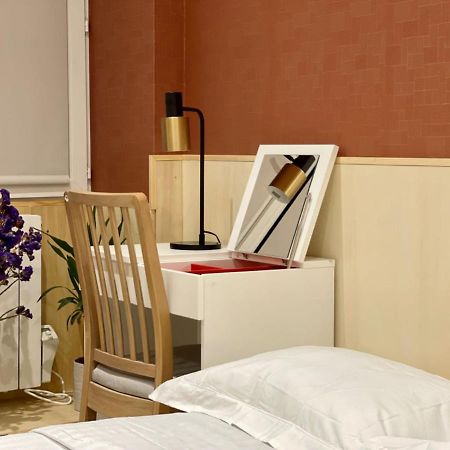 Tang Home Apartment Bordeaux Bagian luar foto