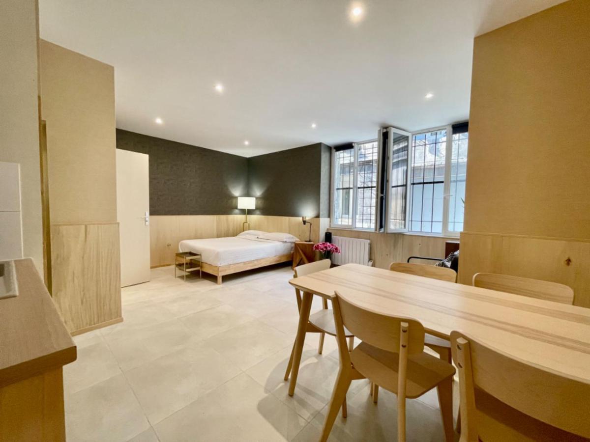 Tang Home Apartment Bordeaux Bagian luar foto