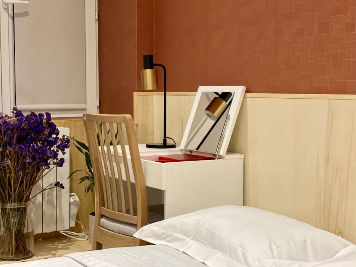 Tang Home Apartment Bordeaux Bagian luar foto